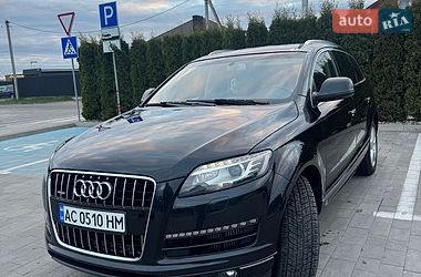 Audi Q7  2011