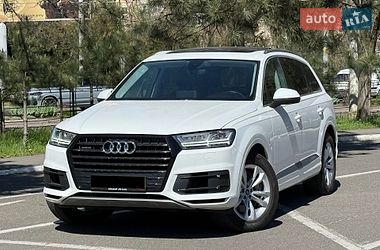 Audi Q7  2017