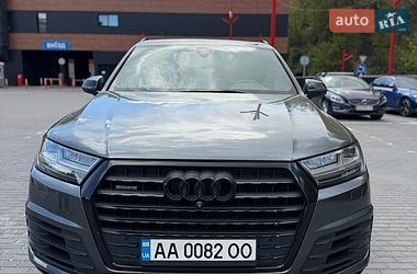 Audi Q7  2017