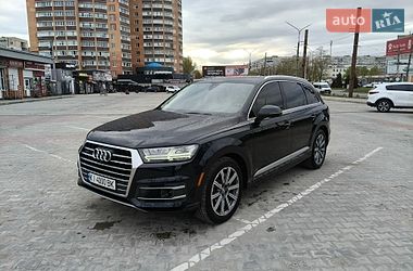 Audi Q7  2016