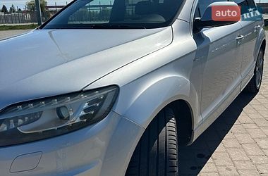 Audi Q7  2012