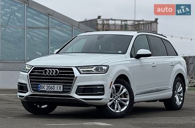 Audi Q7  2017