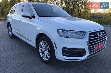 Audi Q7  2017