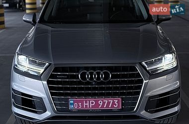 Audi Q7  2018
