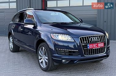 Audi Q7  2012