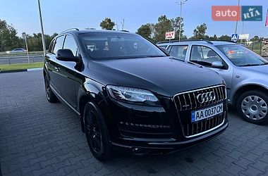 Audi Q7  2011