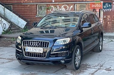 Audi Q7  2010