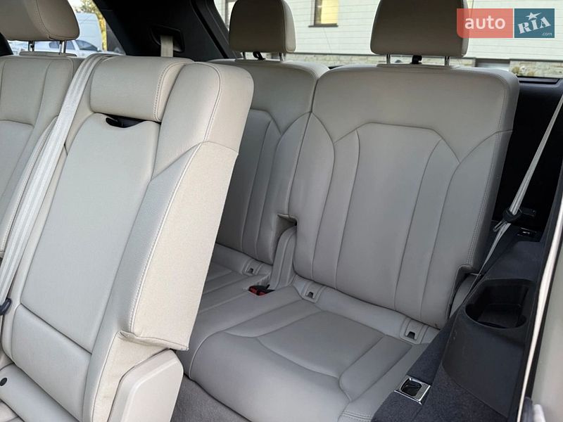 Внедорожник / Кроссовер Audi Q7 2018 в Киеве фото 50 Внедорожник / Кроссовер Audi Q7 2018 в Киеве