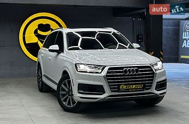 Audi Q7  2019