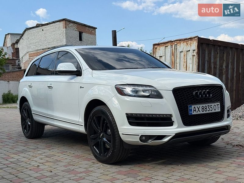 Внедорожник / Кроссовер Audi Q7 2013 в Харькове