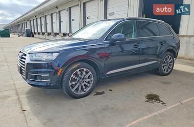 Audi Q7  2019