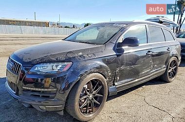 Audi Q7  2015
