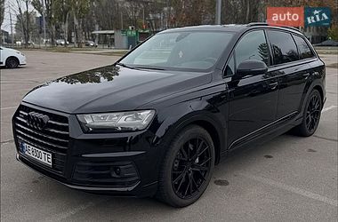 Audi Q7  2017