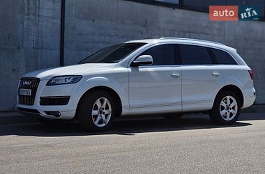 Audi Q7  2013