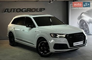 Audi Q7  2019