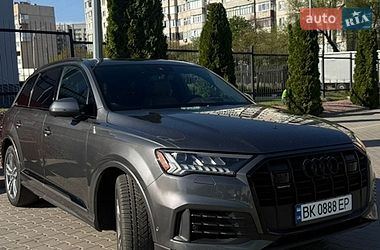 Audi Q7  2020