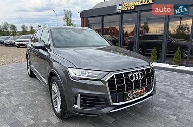 Audi Q7  2021