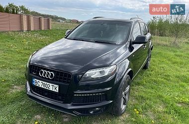 Audi Q7  2015