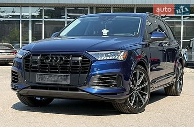 Audi Q7  2020