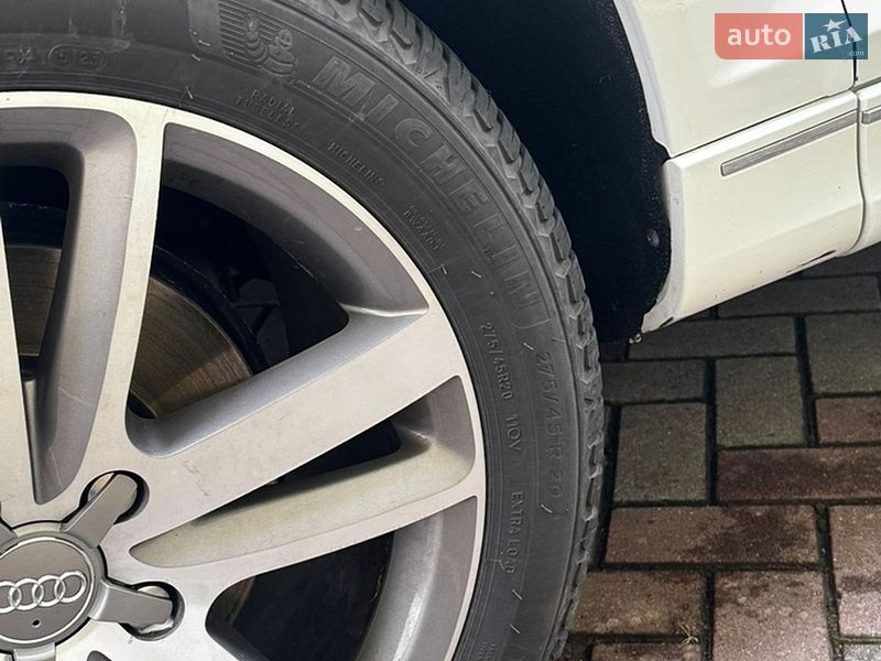 Позашляховик / Кросовер Audi Q7 2013 в Луцьку