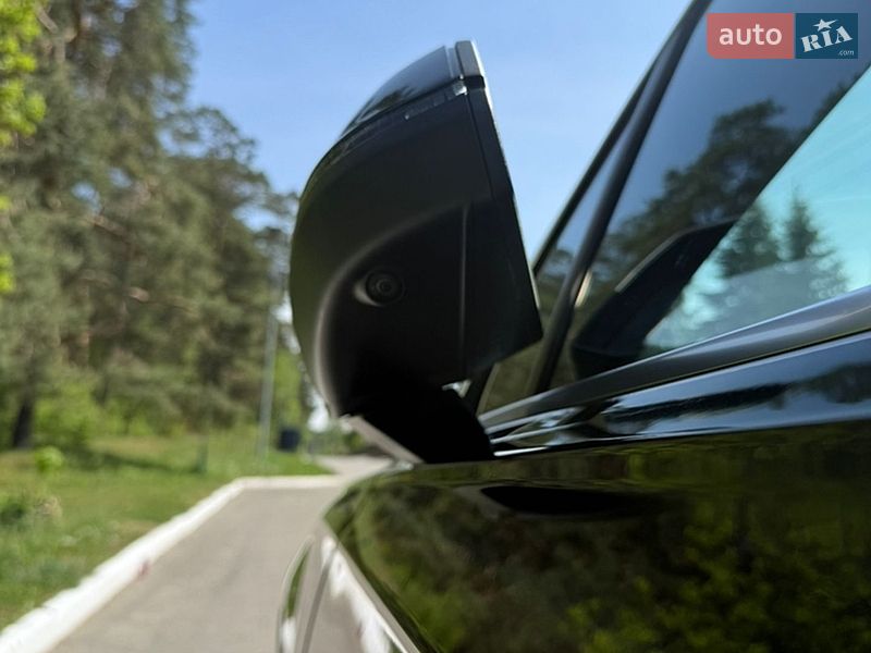 Внедорожник / Кроссовер Audi Q7 2020 в Киеве