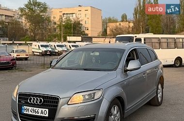 Audi Q7  2007