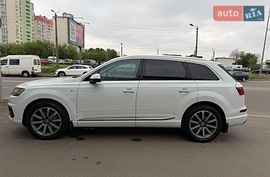 Audi Q7  2018