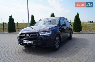 Audi Q7  2017