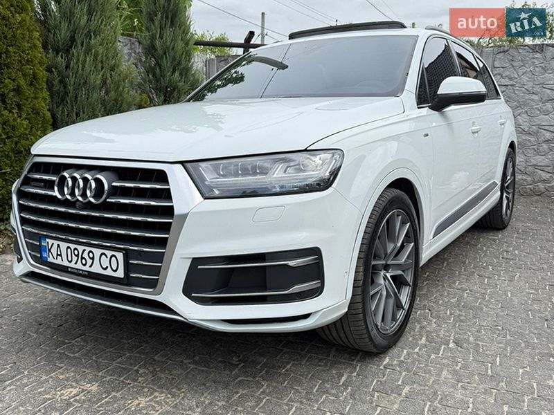 Audi Q7 2016