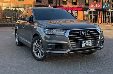 Audi Q7  2017