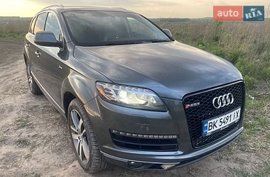 Audi Q7  2012