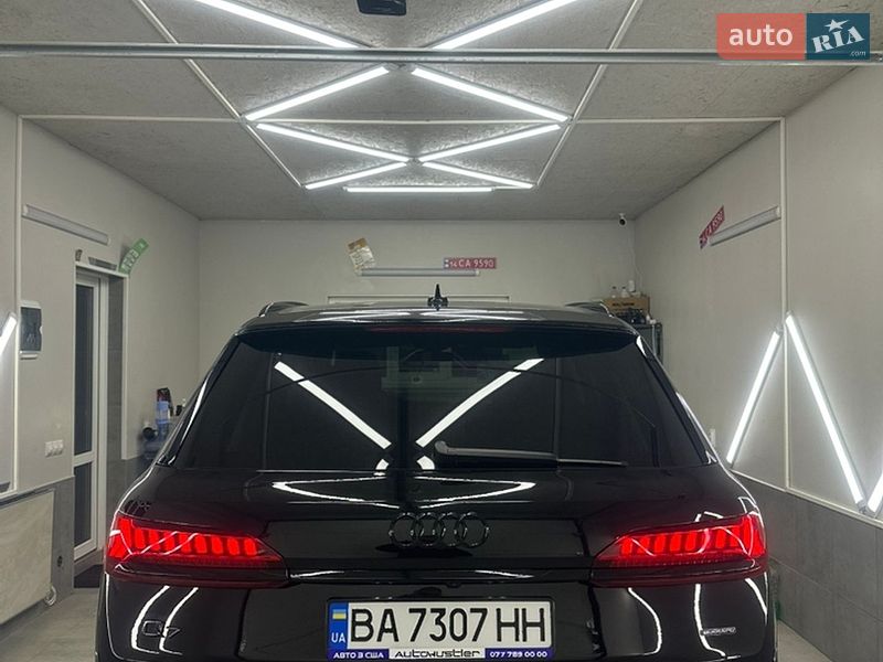 Внедорожник / Кроссовер Audi Q7 2020 в Кропивницком