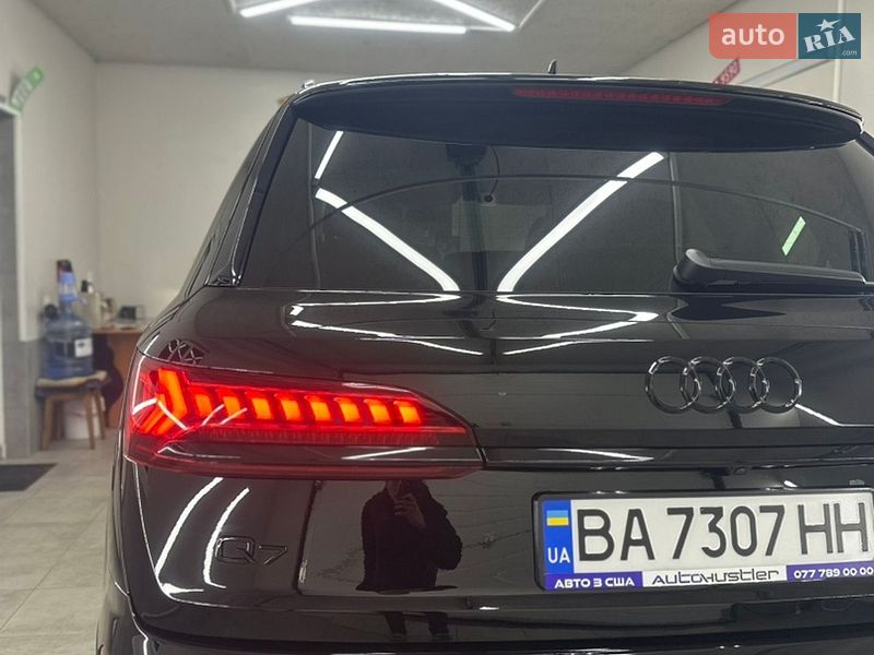 Внедорожник / Кроссовер Audi Q7 2020 в Кропивницком