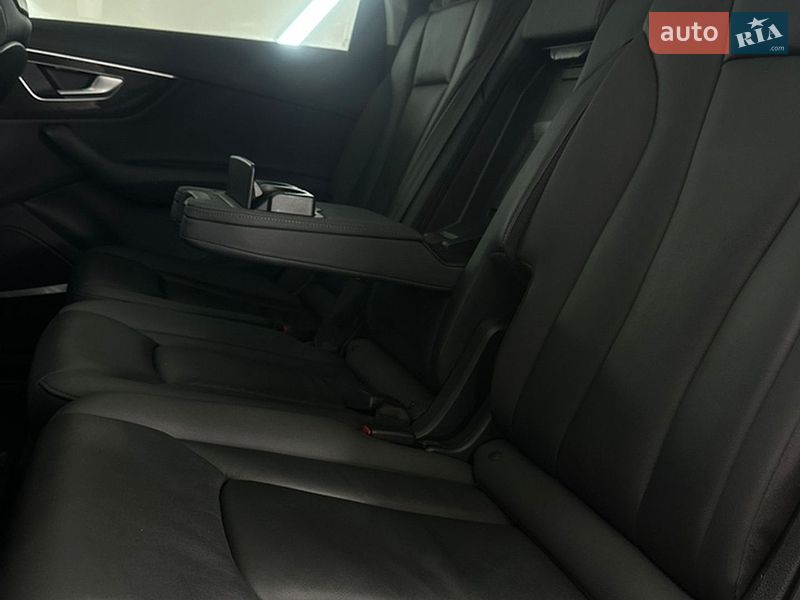 Внедорожник / Кроссовер Audi Q7 2020 в Кропивницком