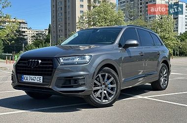 Audi Q7  2018