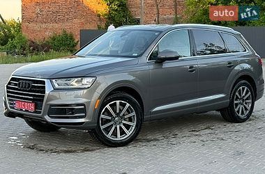 Audi Q7 2016