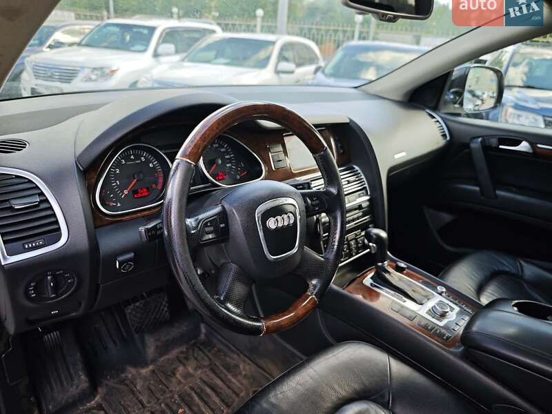 Позашляховик / Кросовер Audi Q7 2008 в Харкові