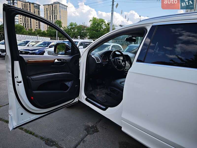 Позашляховик / Кросовер Audi Q7 2008 в Харкові