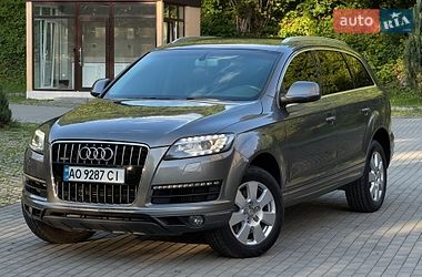 Audi Q7  2013