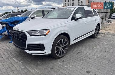 Audi Q7 2021