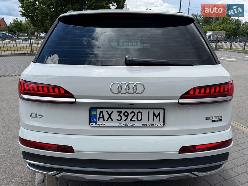 Внедорожник / Кроссовер Audi Q7 2020 в Харькове