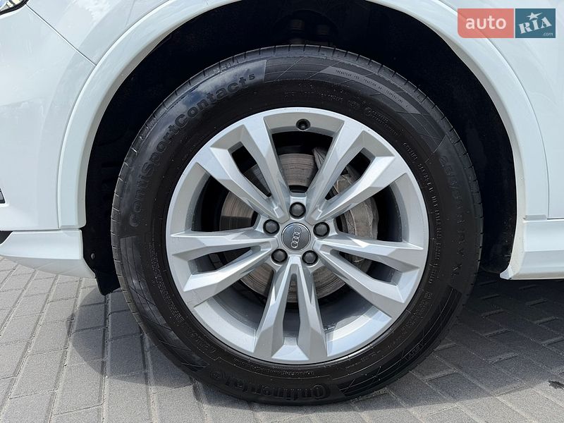 Внедорожник / Кроссовер Audi Q7 2020 в Харькове