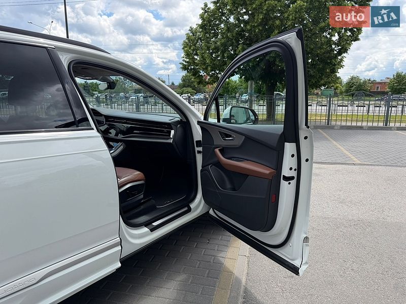 Внедорожник / Кроссовер Audi Q7 2020 в Харькове