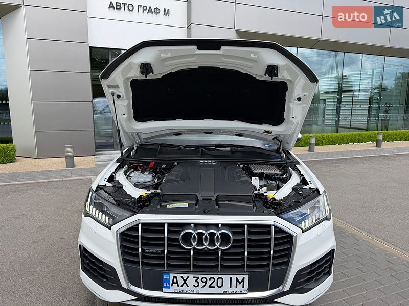 Внедорожник / Кроссовер Audi Q7 2020 в Харькове