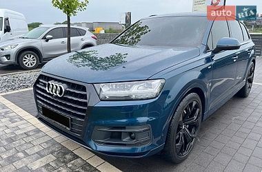 Audi Q7  2019