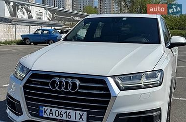 Audi Q7  2017