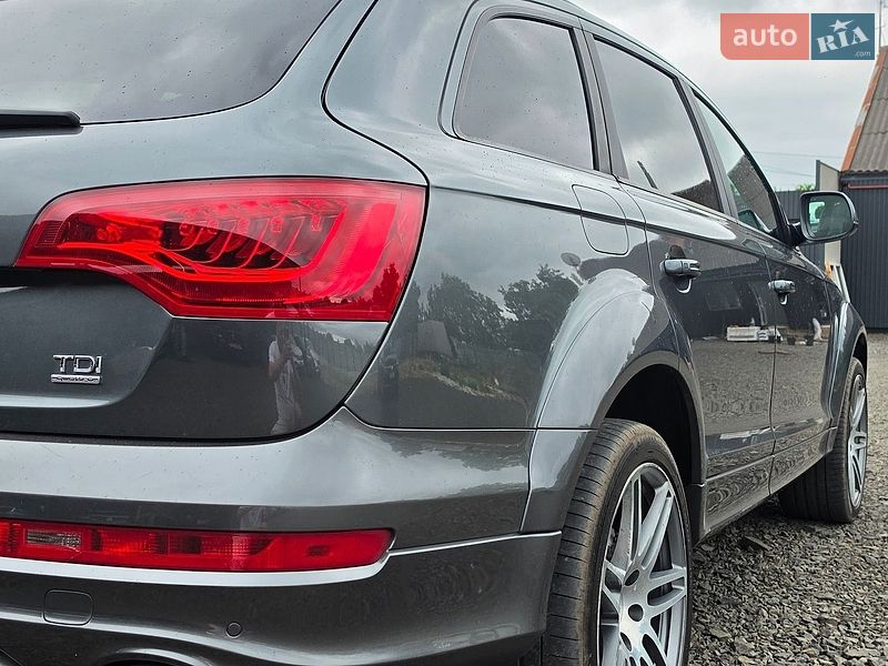 Внедорожник / Кроссовер Audi Q7 2015 в Луцке
