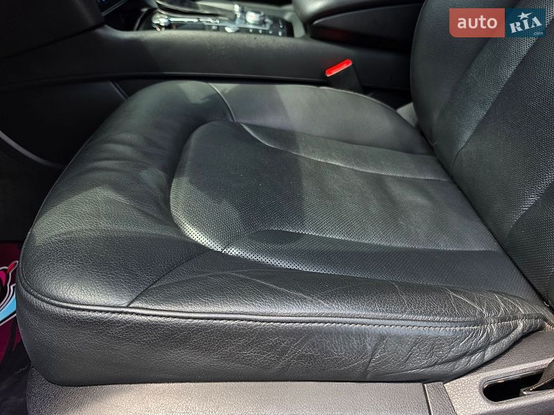 Внедорожник / Кроссовер Audi Q7 2015 в Луцке