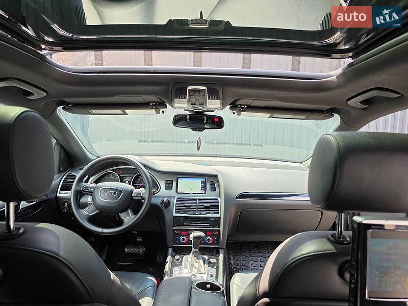 Внедорожник / Кроссовер Audi Q7 2015 в Луцке