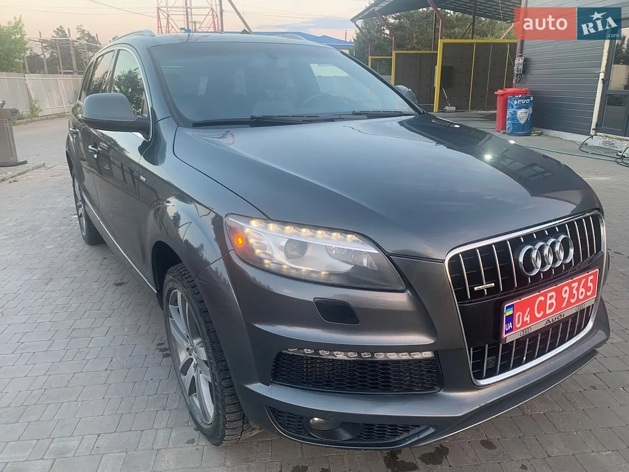 2011 Audi Q7 - мініатюра 2